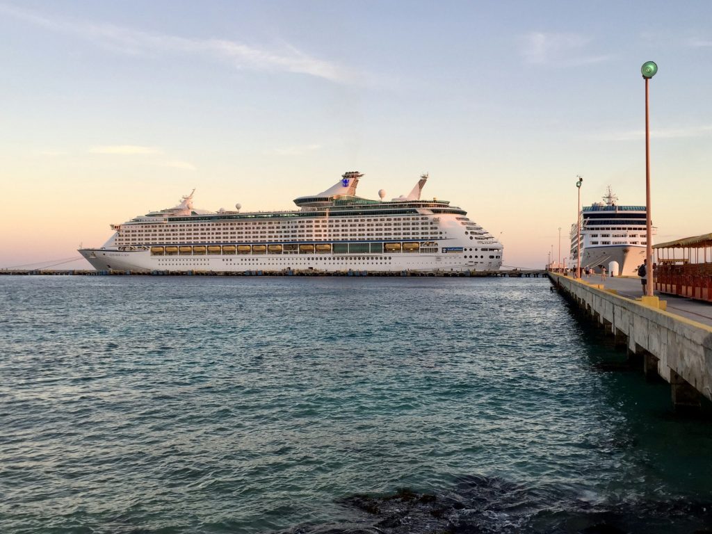 Sail Away in Style: A Guide to Cruise Ship Bookings & Reservations